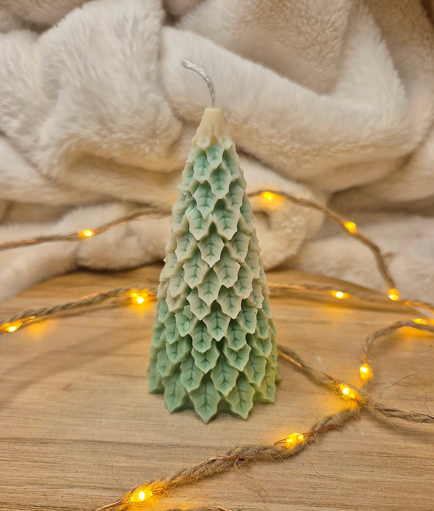 Tannenbaum-Kerze – festliche Deko mit Liebe zum Detail