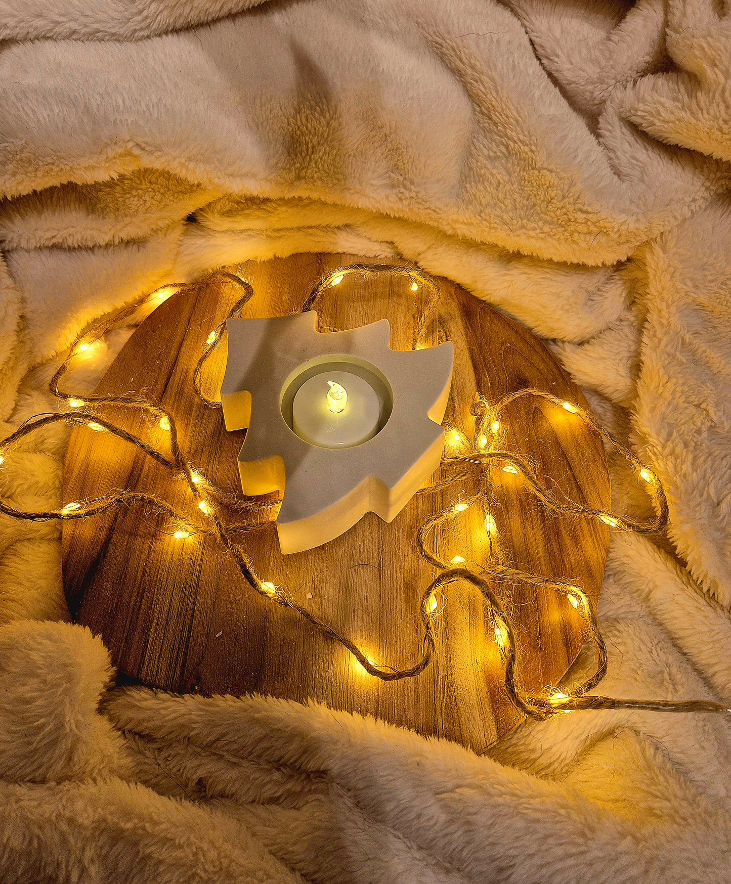 Teelichthalter „Tannenbaum“ – Warmes Licht für kalte Tage