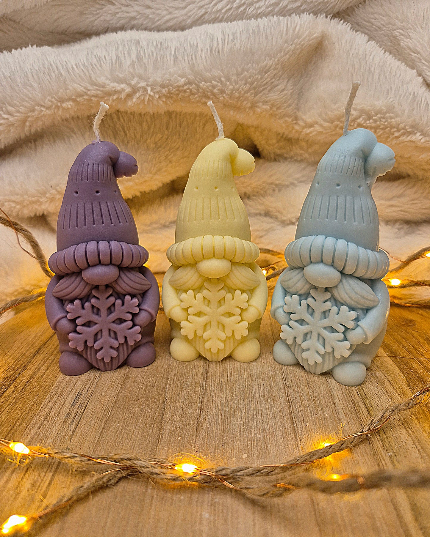 Winterwichtel mit Schneeflocke