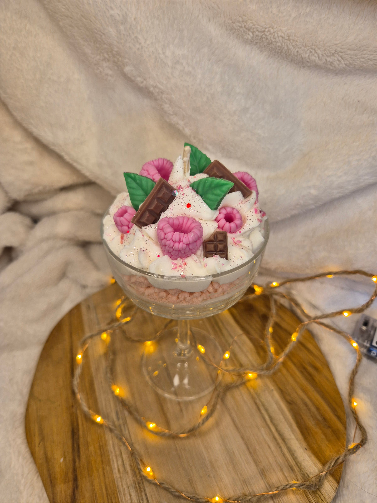Berry Bliss – Dessertkerze im Glas mit Himbeeren & Schokolade