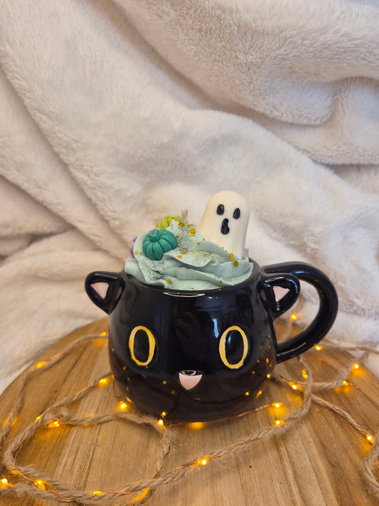 Spooky Kitty – Halloween-Kerze in der Katzentasse 👻🐈‍⬛