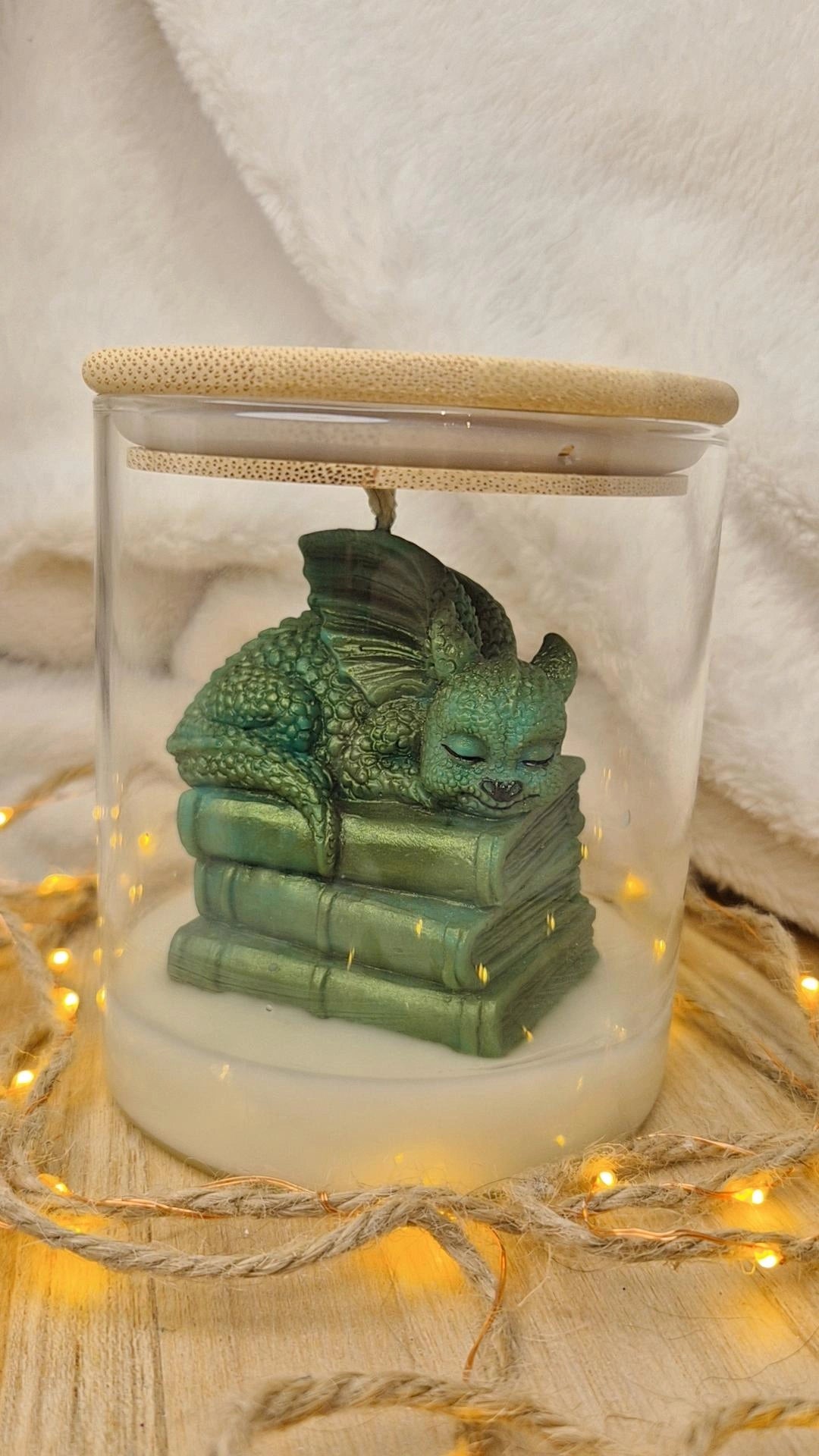 Kleiner Drache im Glas