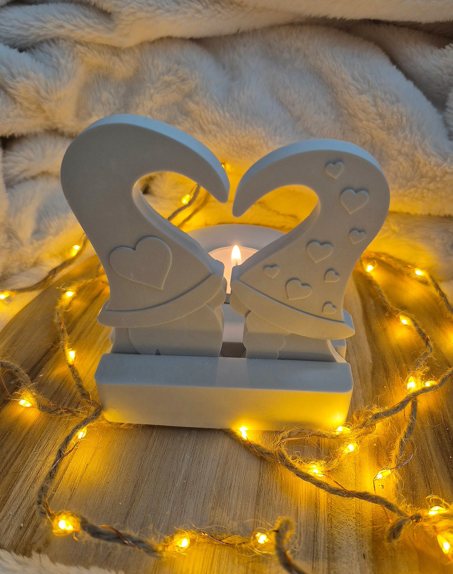 Romantischer Teelichthalter „Herzwichtel“