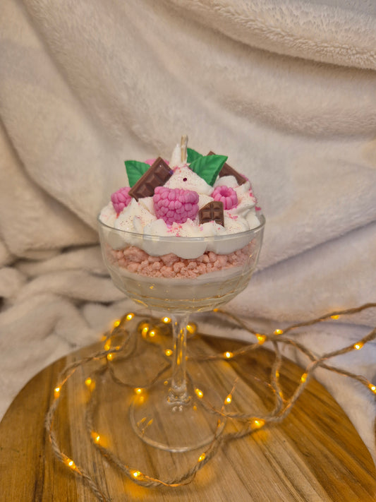 Berry Bliss – Dessertkerze im Glas mit Himbeeren & Schokolade