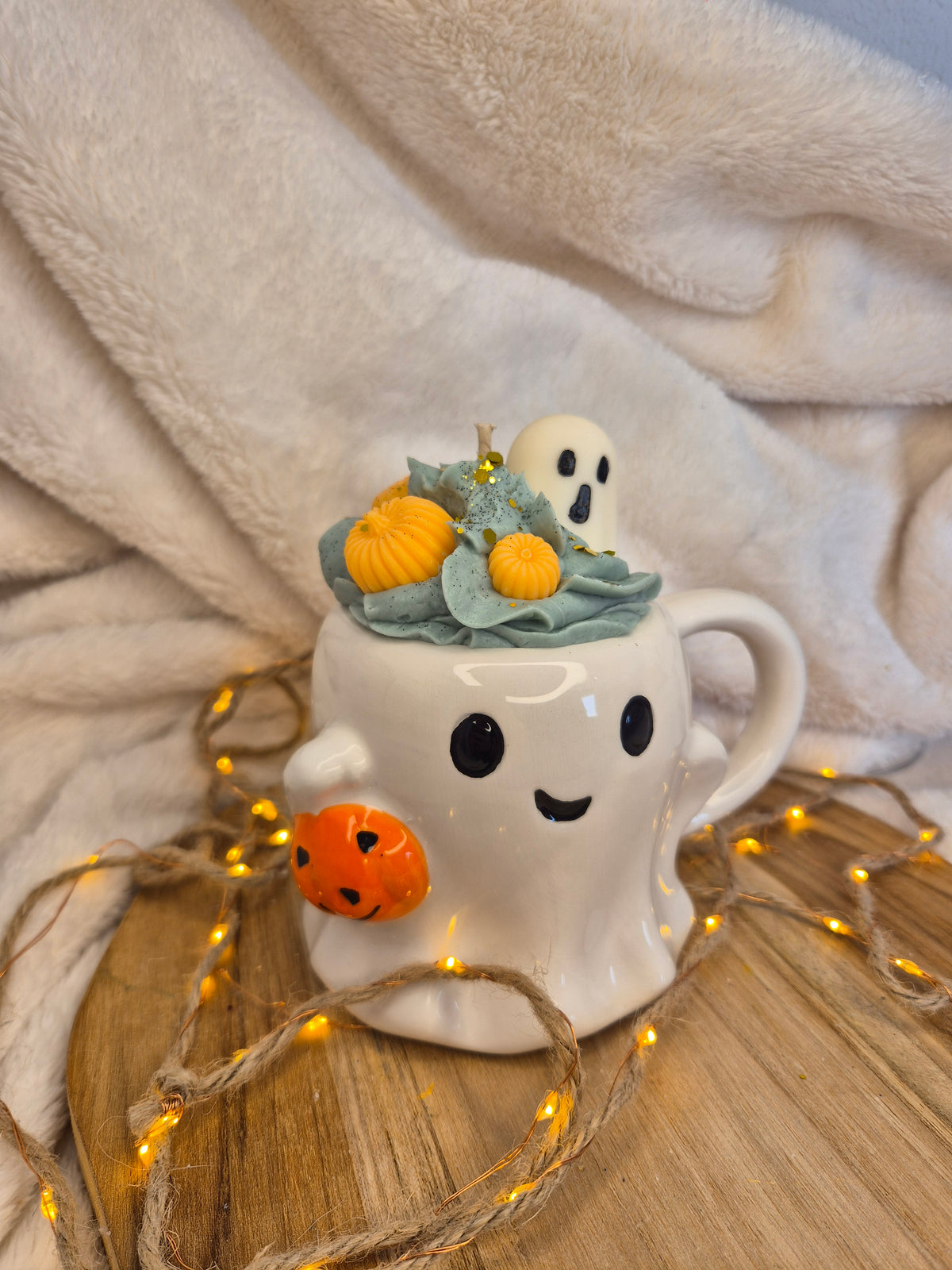 Little Boo – Halloween-Kerze in der Geistertasse 👻🎃